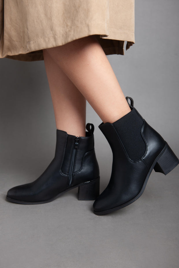 Classic Ankle Boot - Black
