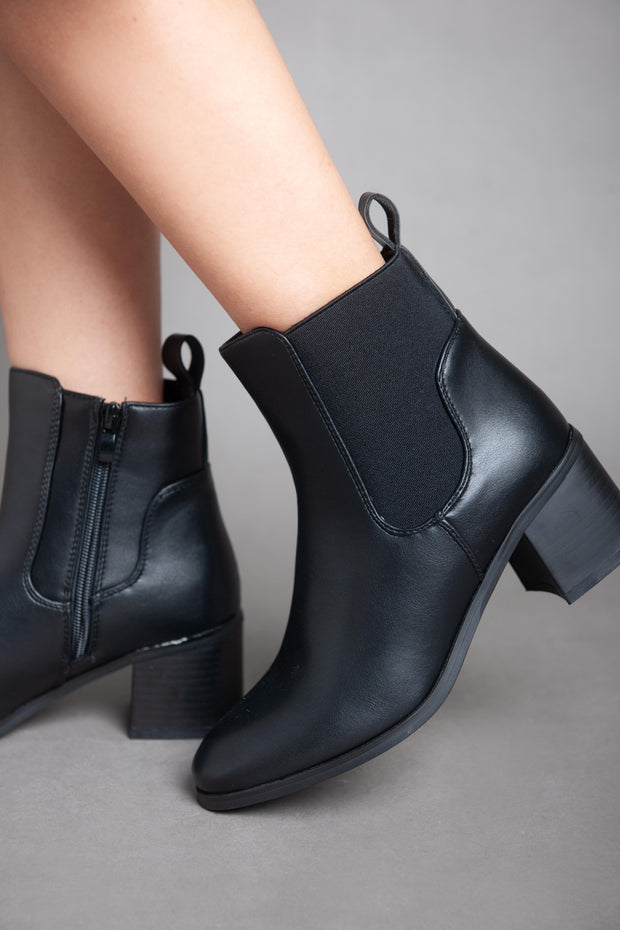 Classic Ankle Boot - Black