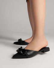 Flat Mules - Sandals - Black