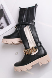 Molly Ankle boot with chain