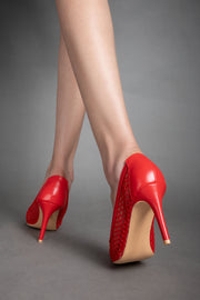 Elegant Class Heels - Red