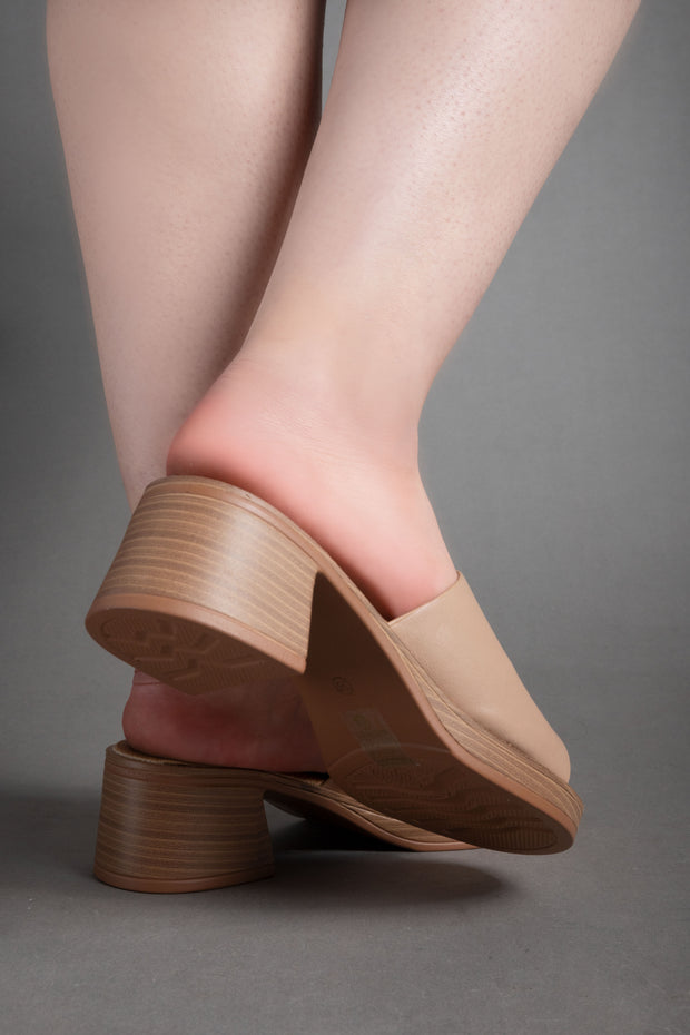 Modern Minimalist Sandals - Khaki