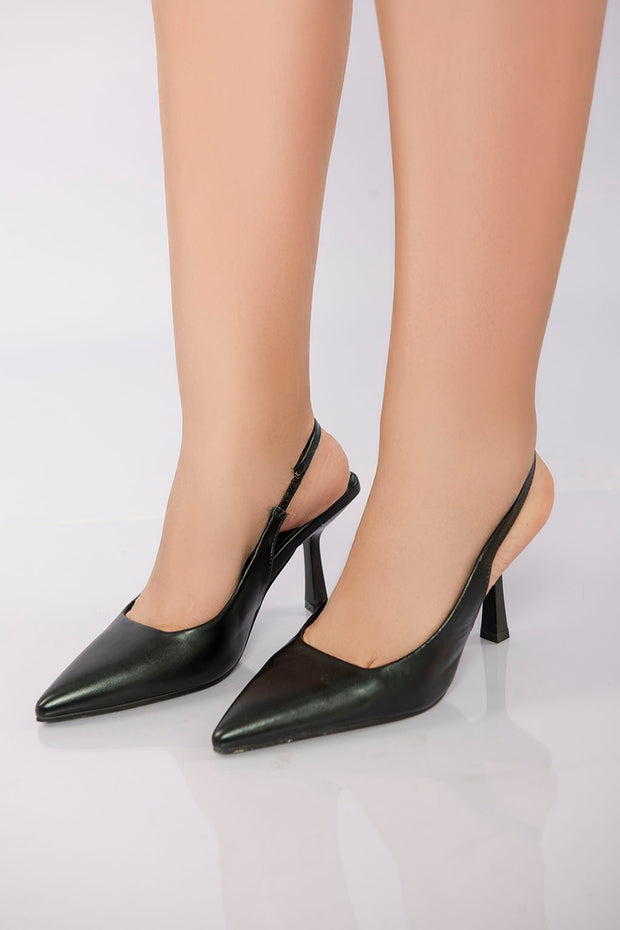 Classic V-Cut Heel - Black