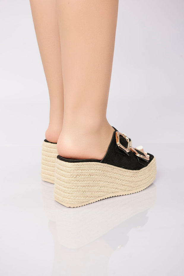 Sierra Buckle Sandal - Black