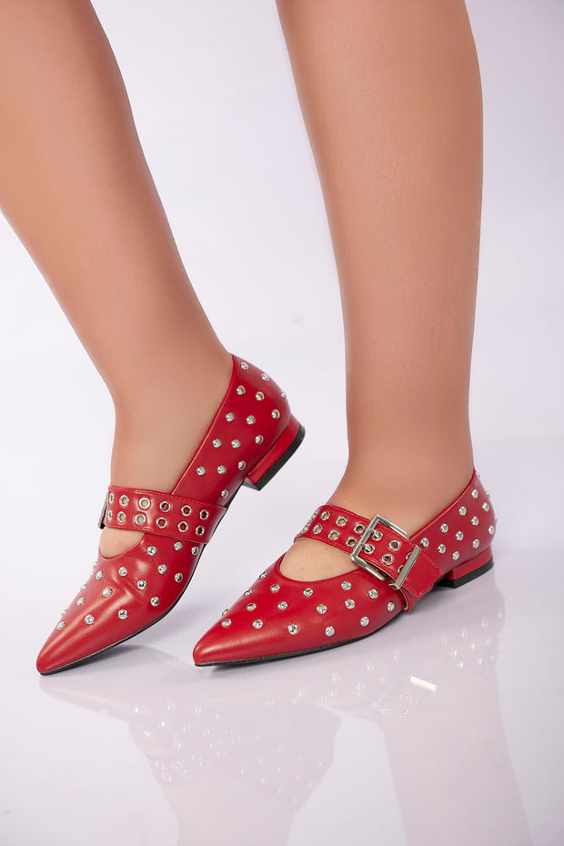 Studded Buckle Strap Flat - Maroon