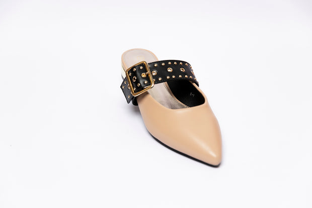 Flat Heel Pointed Toe Buckle Strap