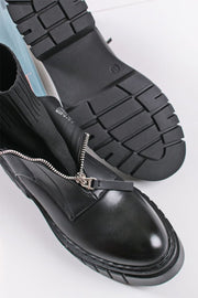 Ankle boots with front zip - Black